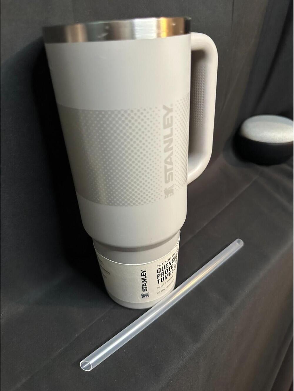 Stanley 30 oz. Quencher ProTour Flip Straw Tumbler 'Ash Fade' (Missing Lid)